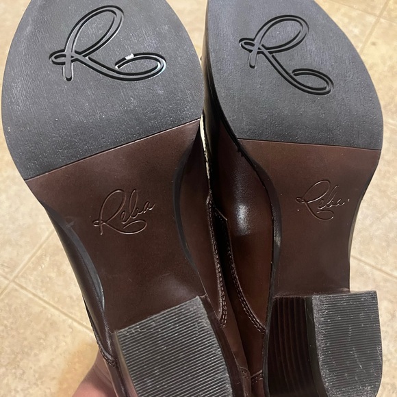 Brown Leather Western Boots - Picture 5 of 6